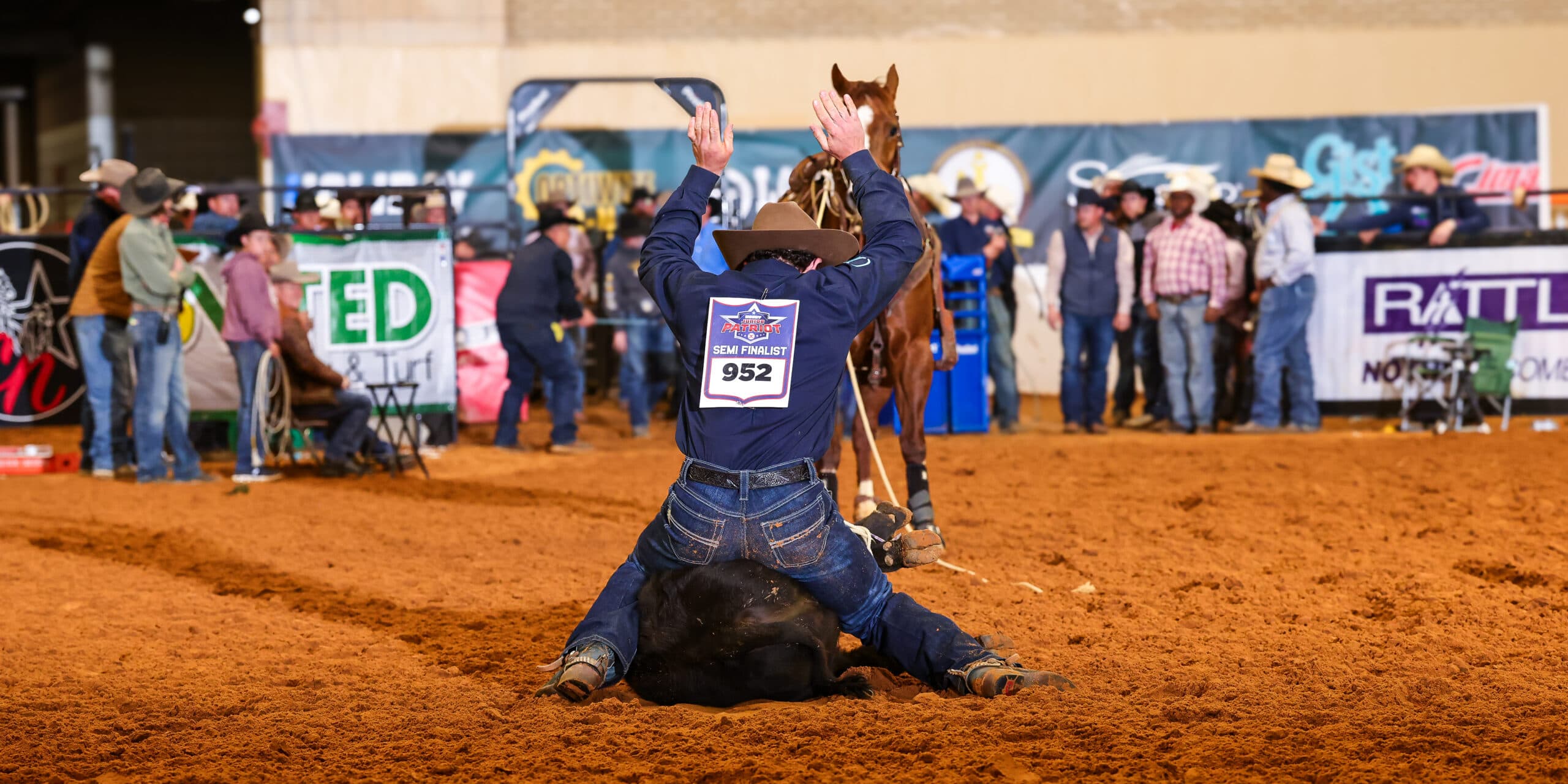 Brodey Clemons ties a calf at Patriot Event