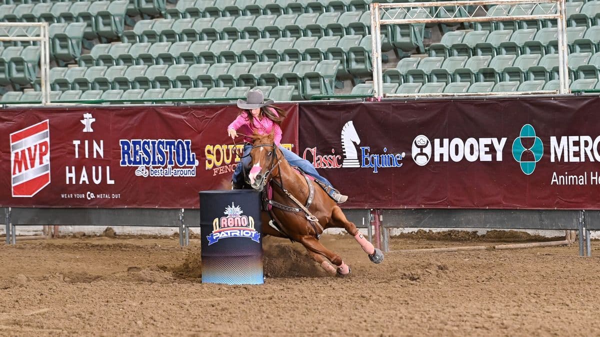 Ashley parks barrel racing