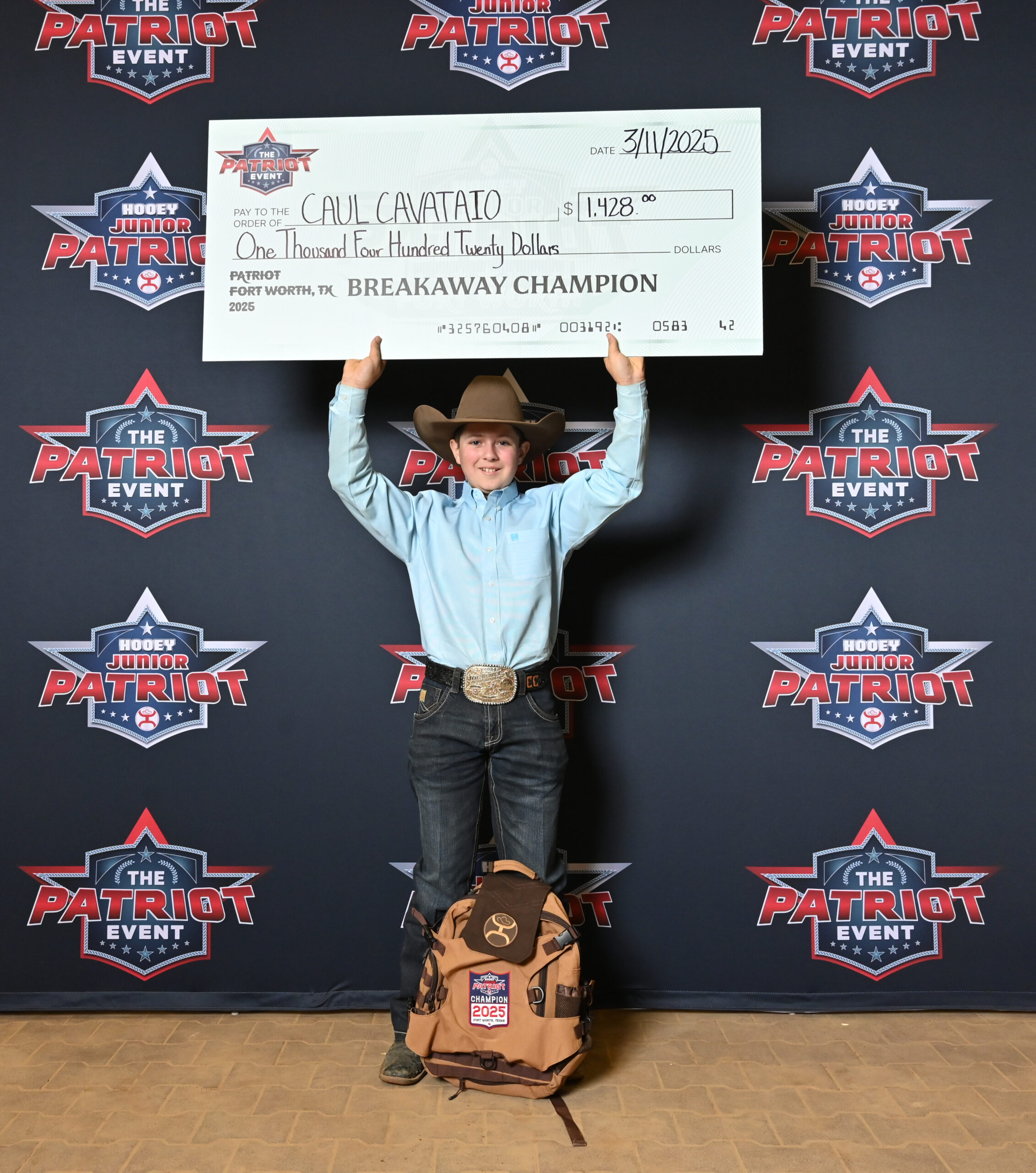 Caul Cavataio opted for a steady eddy approach to win the 12 and Under breakaway roping at the Hooey Jr. Patriot—a departure from his usual gunslinging ways.